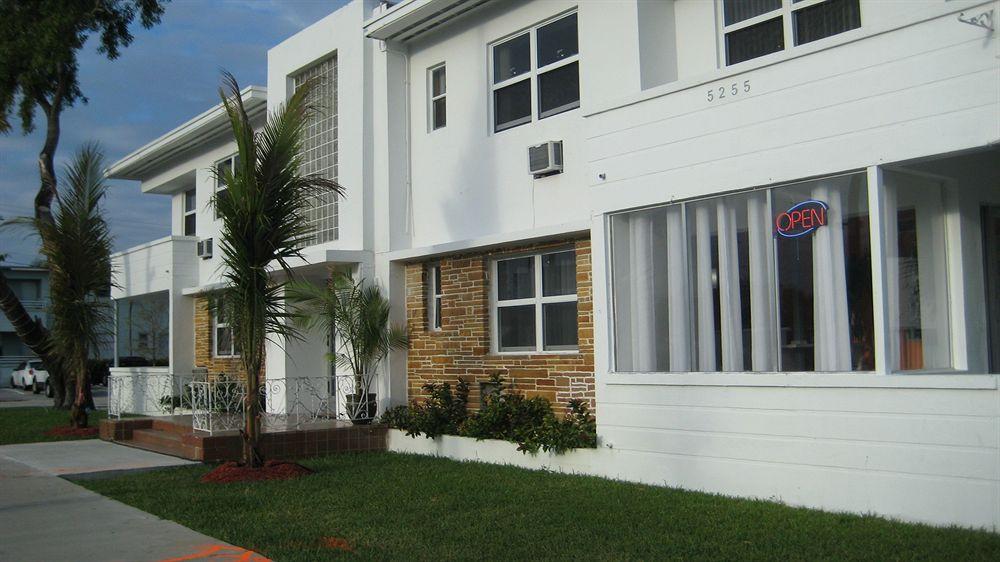 Travelodge By Wyndham Miami Biscayne Bay Exterior foto